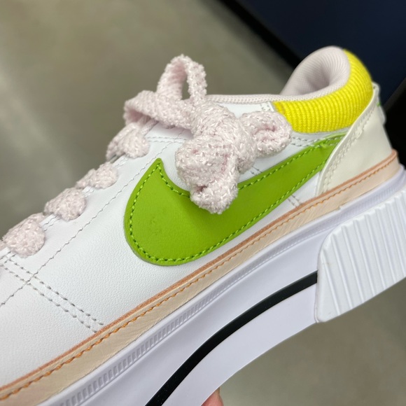 NIKE WOMENS COURT LEGACY LIFT SNEAKER - Lime - Picture 3 of 7